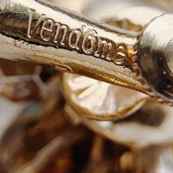 VTG Signed Vendome Mid Century Gold Tone Glass Bead Clip On Earrings 50s Cluster - Picture 7 of 10